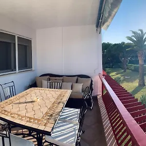 A Pie De Playa , El Portil España